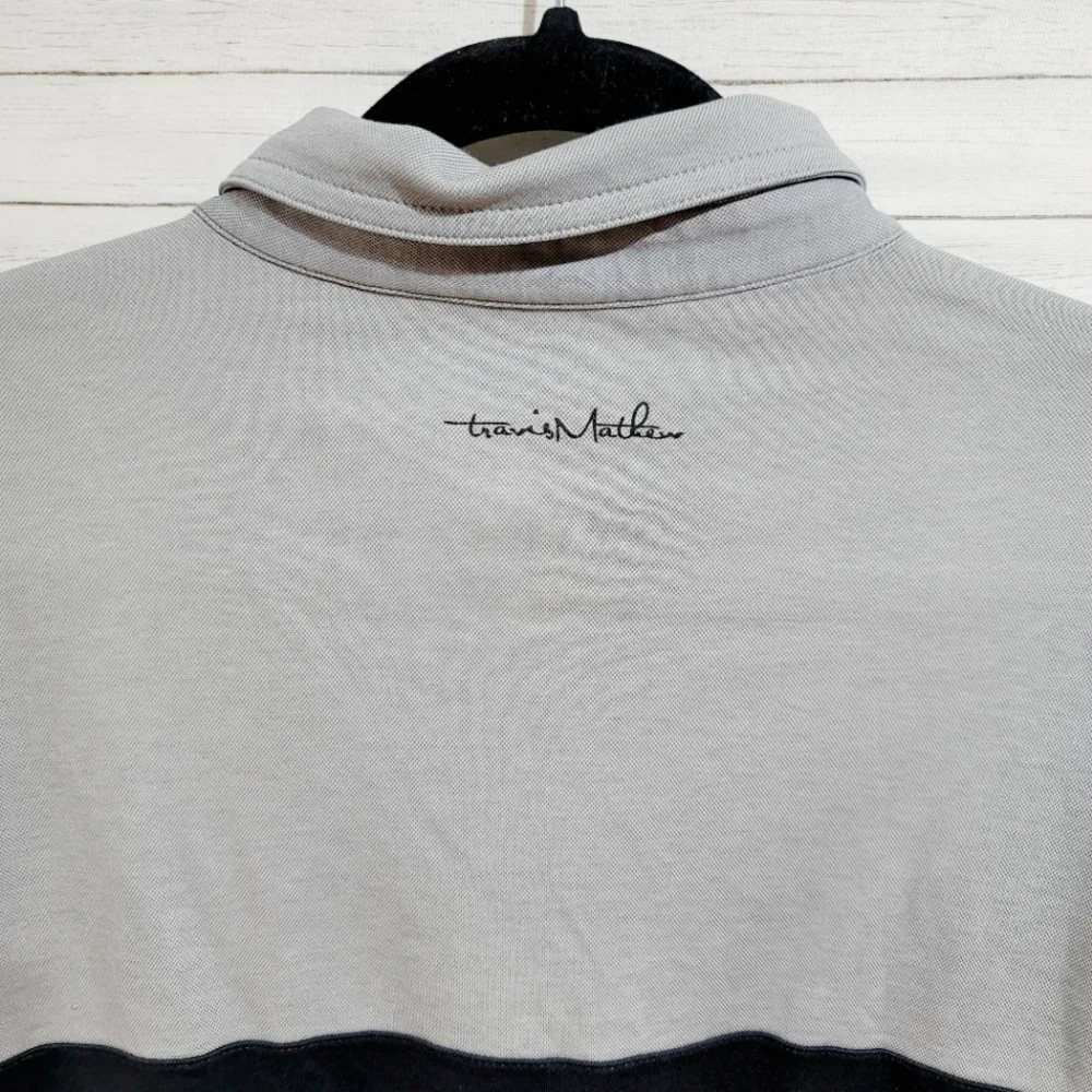 TRAVIS MATHEW GOLF CLUB TEE, GRAY & BLACK STRIPE SZ MEDIUM